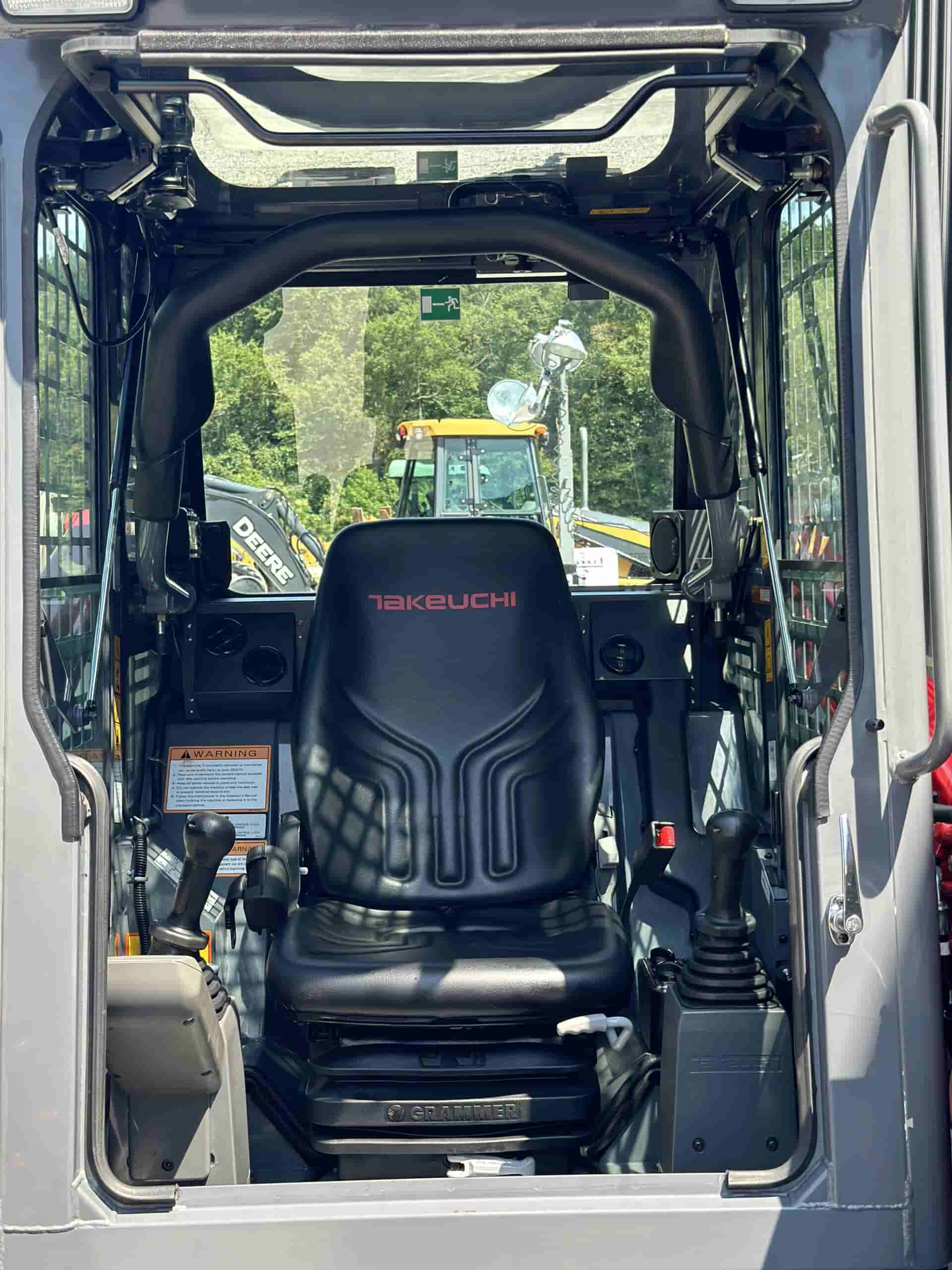 2019 TAKEUCHI TL8 HIGH FLOW
